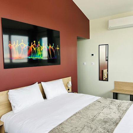 Hotel Wood Inn Bordeaux Aéroport Mérignac Esterno foto