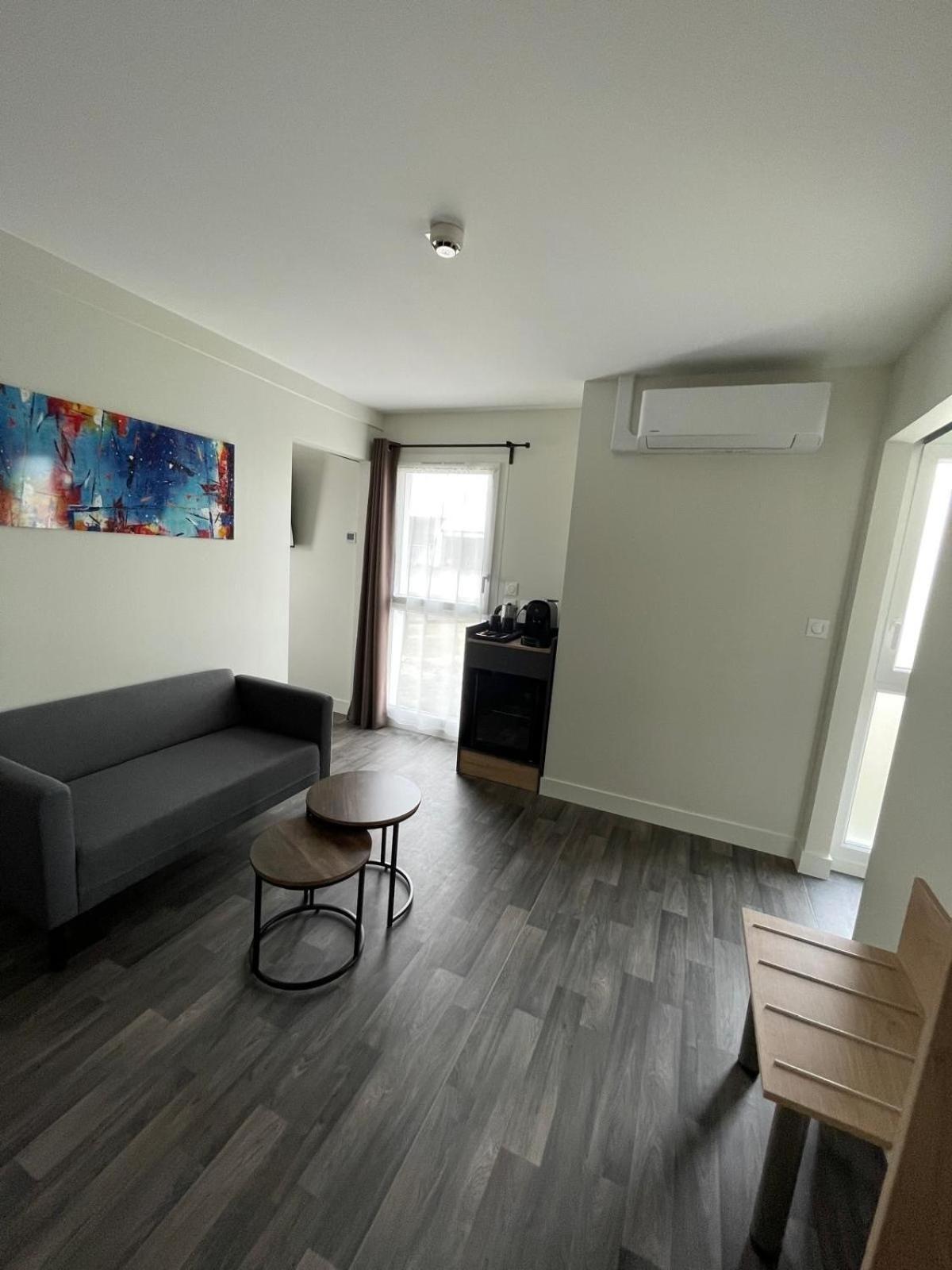 Hotel Wood Inn Bordeaux Aéroport Mérignac Esterno foto