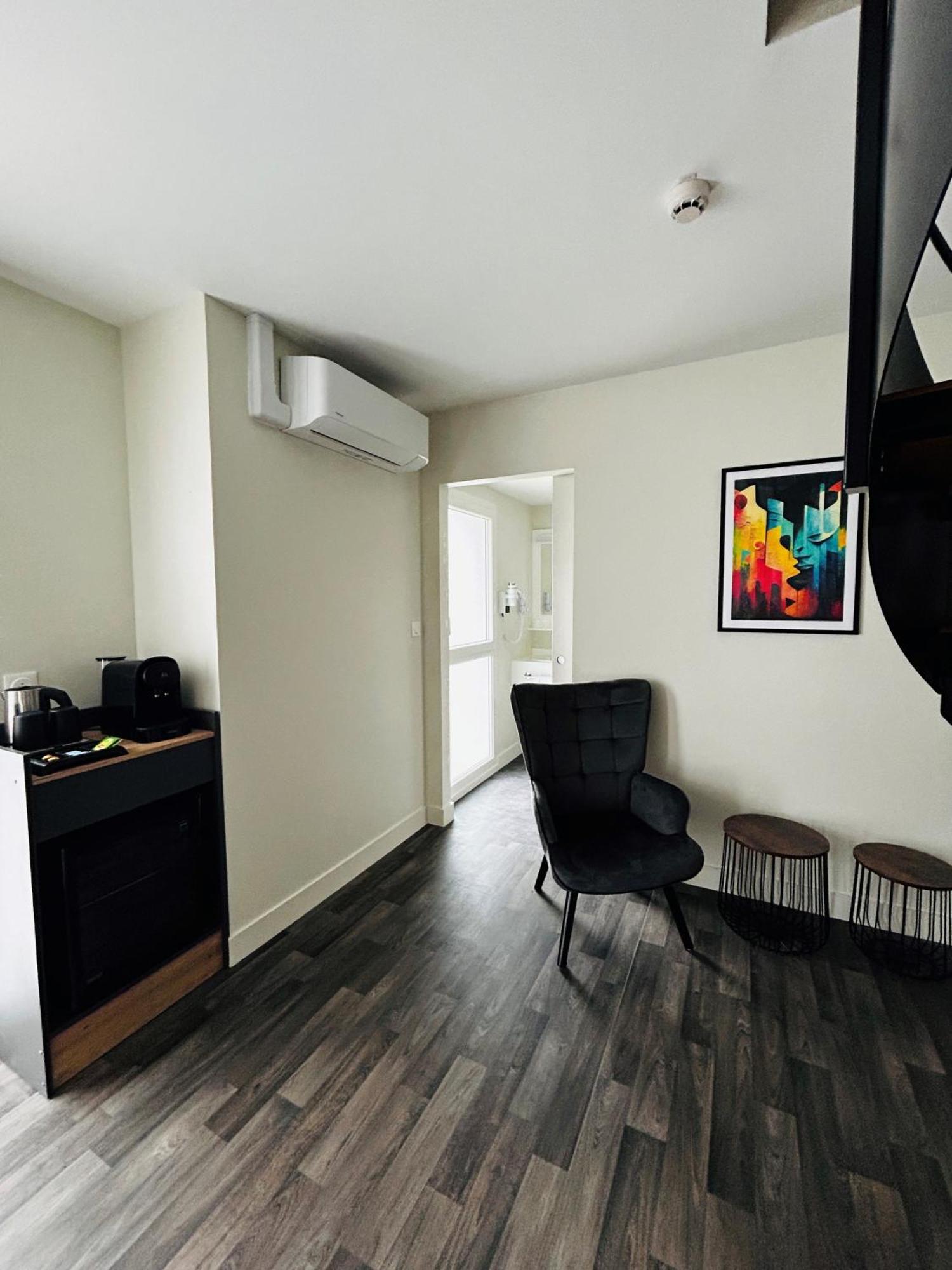 Hotel Wood Inn Bordeaux Aéroport Mérignac Esterno foto